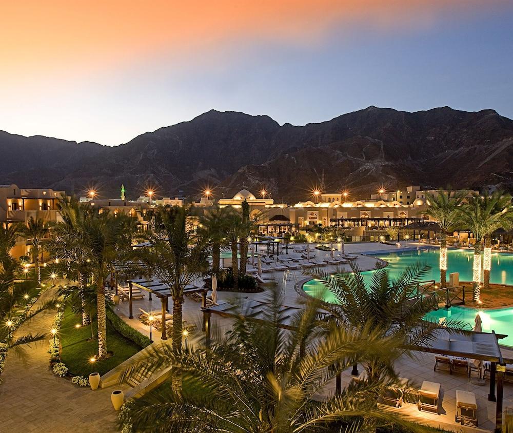 ミラマー アル アカ ビーチ リゾート アル・アカ エクステリア 写真 The Ritz-Carlton, Ras Al Khaimah