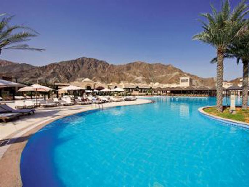 ミラマー アル アカ ビーチ リゾート アル・アカ エクステリア 写真 The pool at the resort